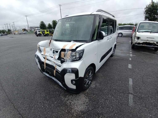 DAIHATSU TANTO — фото