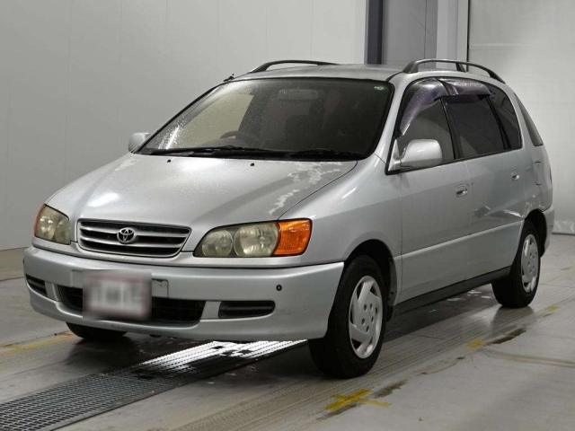 TOYOTA IPSUM — фото
