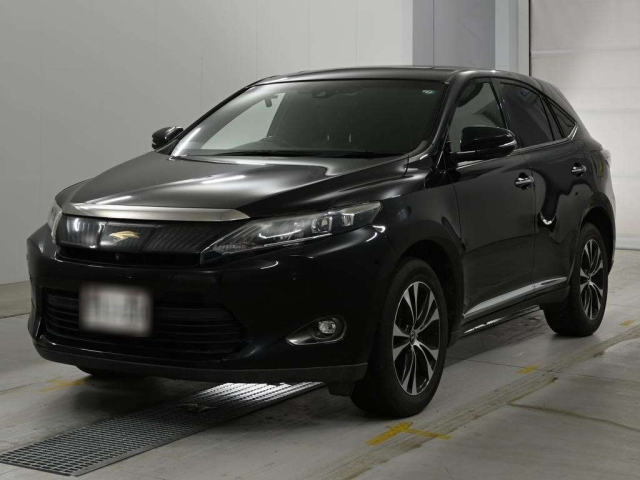 TOYOTA HARRIER — фото