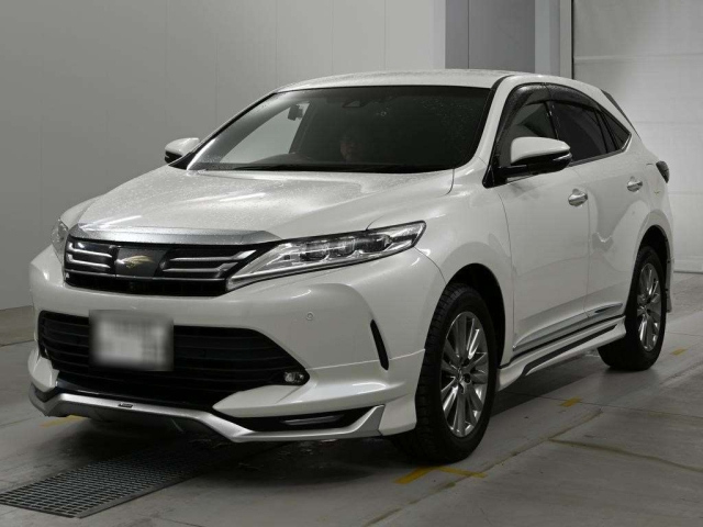 TOYOTA HARRIER — фото