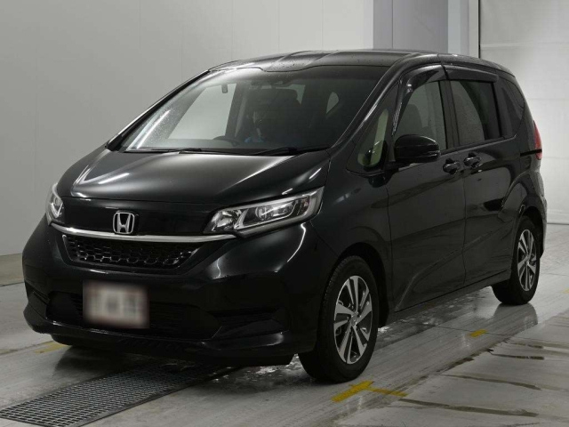 HONDA FREED — фото