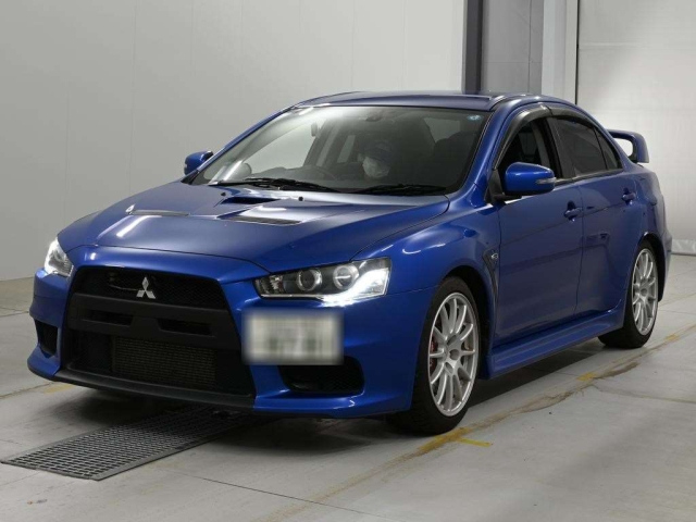MITSUBISHI LANCER — фото