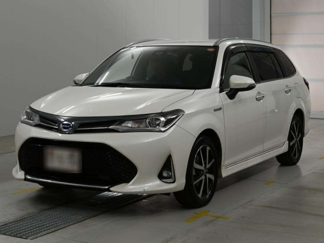 TOYOTA COROLLA — фото