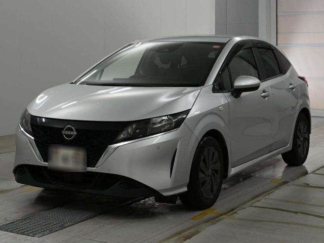 NISSAN NOTE — фото
