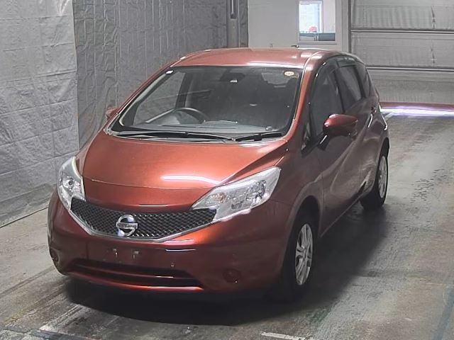 NISSAN NOTE — фото