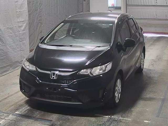HONDA FIT — фото
