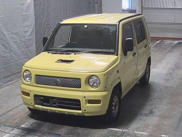 DAIHATSU NAKED — фото