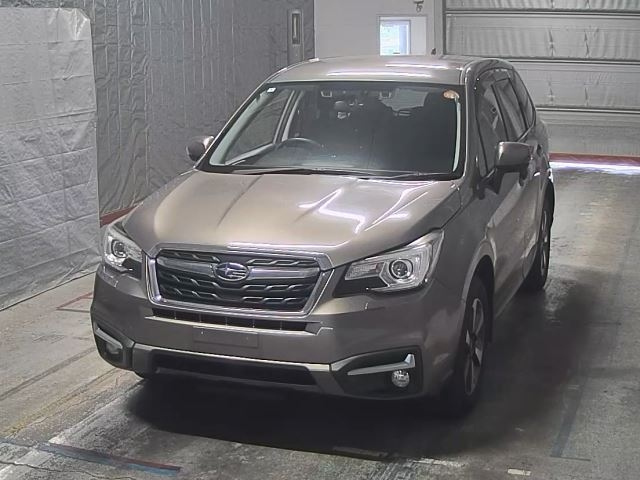 SUBARU FORESTER — фото
