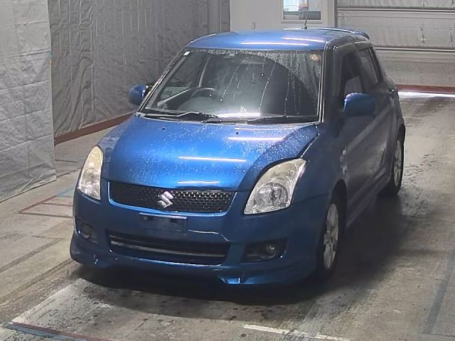 SUZUKI SWIFT — фото