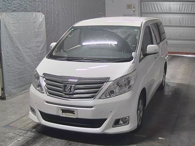 TOYOTA ALPHARD — фото