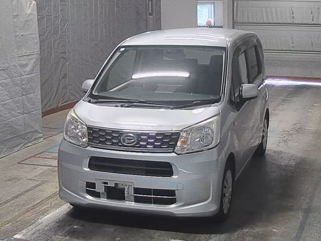 DAIHATSU MOVE — фото