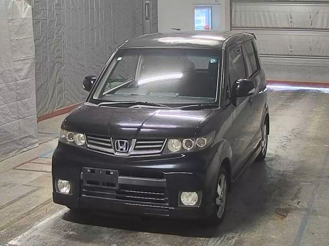 HONDA ZEST — фото