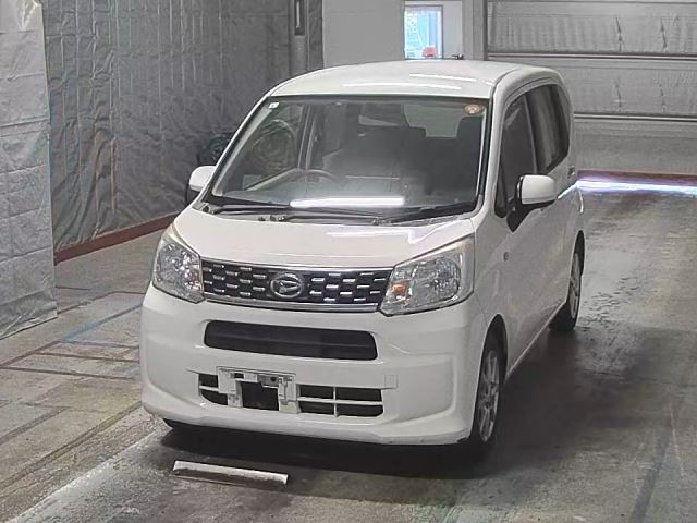 DAIHATSU MOVE — фото