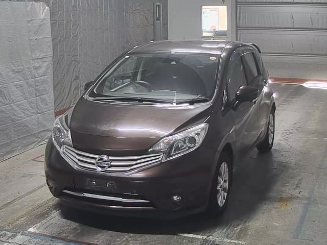 NISSAN NOTE — фото