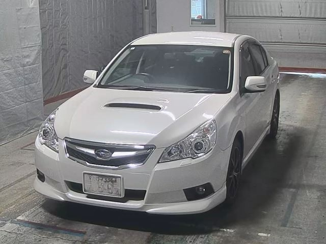 SUBARU LEGACY — фото