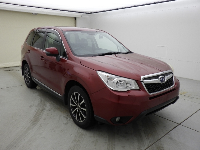 SUBARU FORESTER — фото