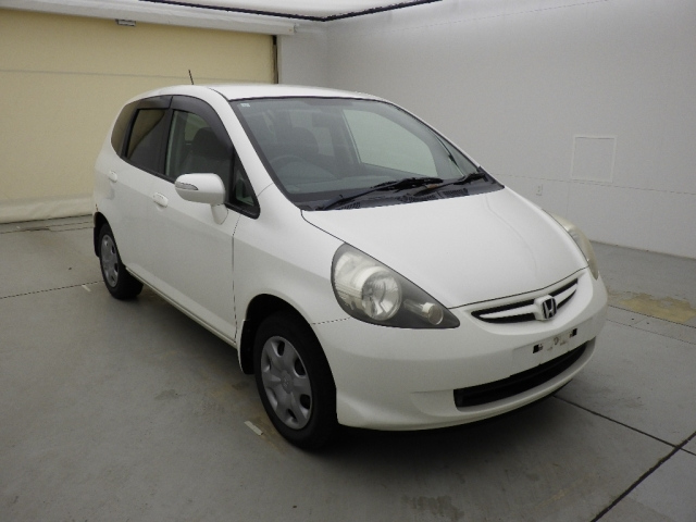 HONDA FIT — фото