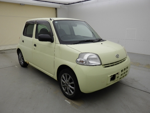 DAIHATSU ESSE — фото