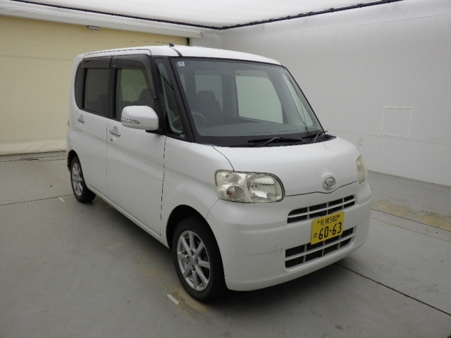 DAIHATSU TANTO — фото
