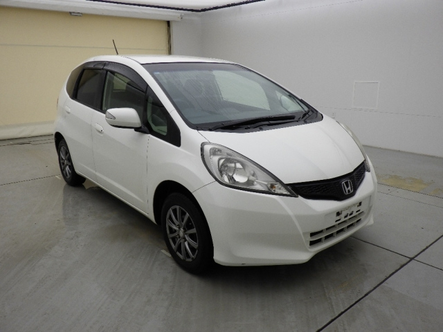 HONDA FIT — фото