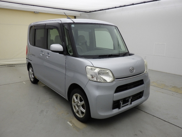 DAIHATSU TANTO — фото