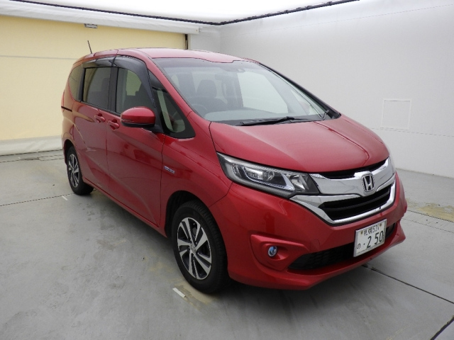 HONDA FREED — фото