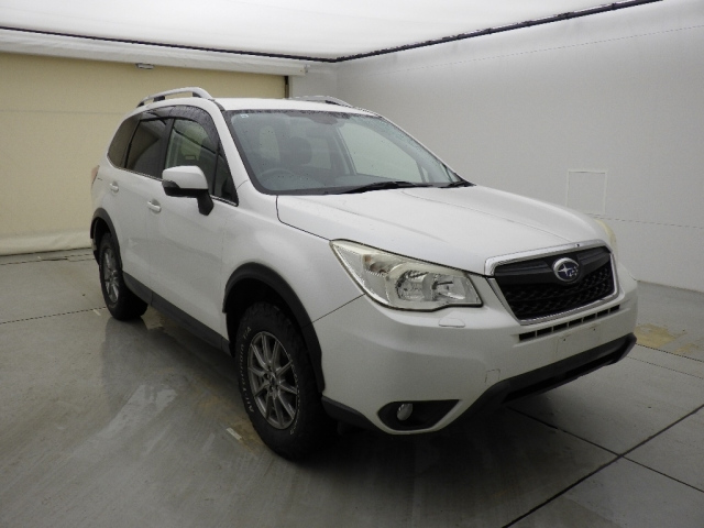 SUBARU FORESTER — фото