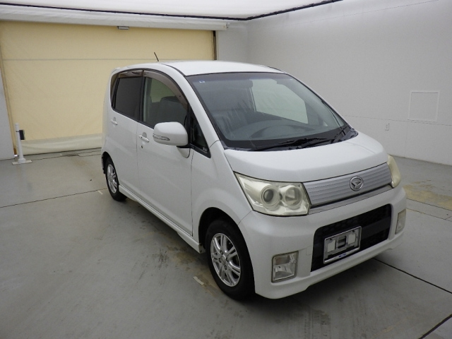 DAIHATSU MOVE — фото
