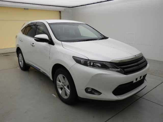 TOYOTA HARRIER — фото