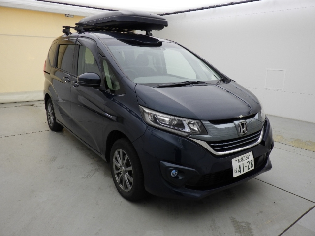 HONDA FREED — фото