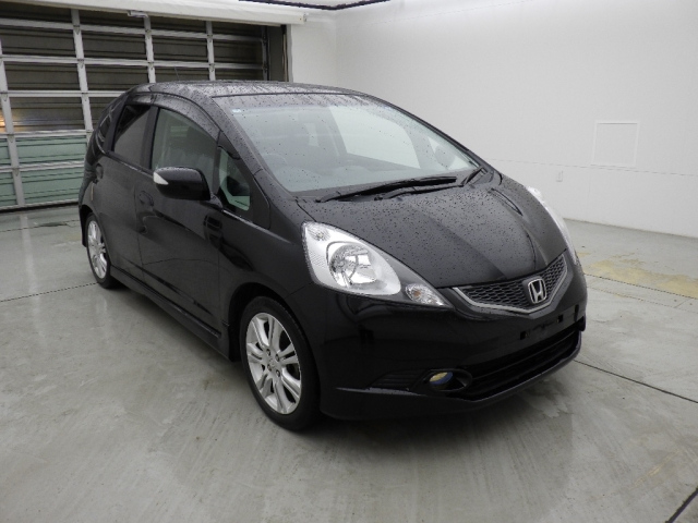 HONDA FIT — фото