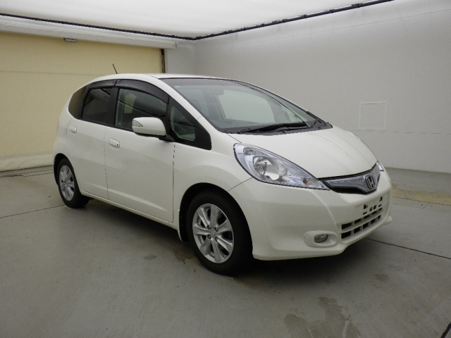 HONDA FIT — фото