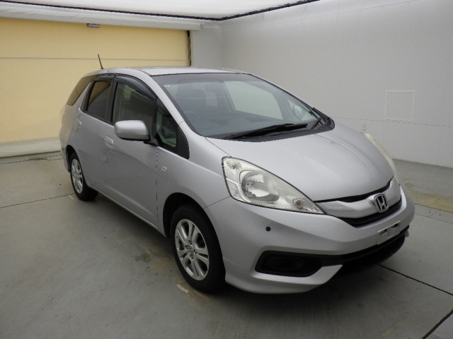 HONDA FIT — фото