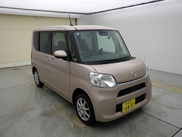 DAIHATSU TANTO — фото