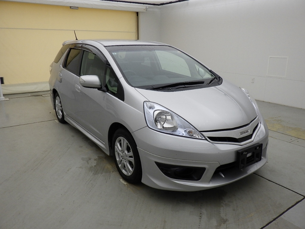 HONDA FIT SHUTTLE