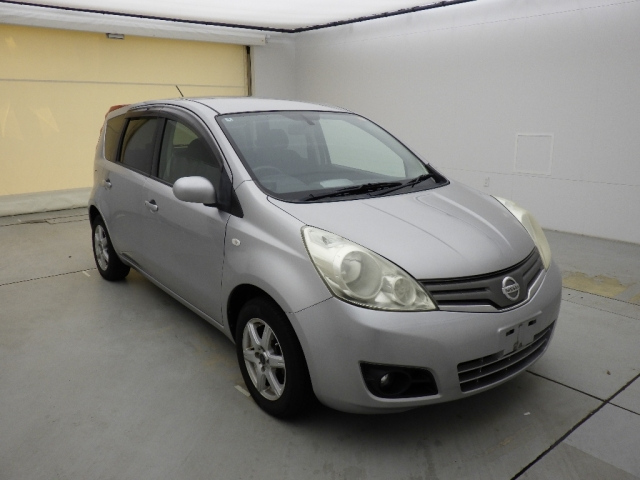 NISSAN NOTE — фото