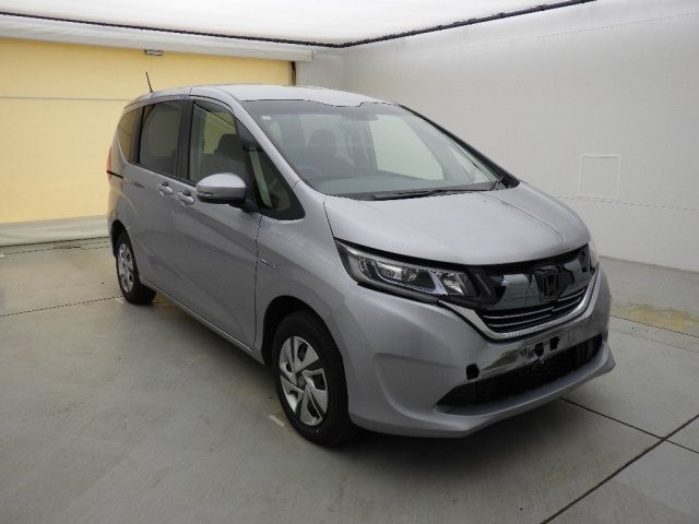 HONDA FREED — фото