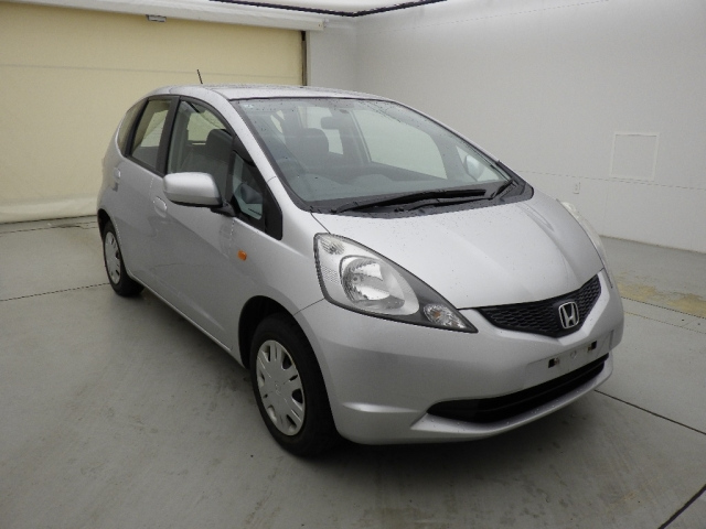 HONDA FIT — фото