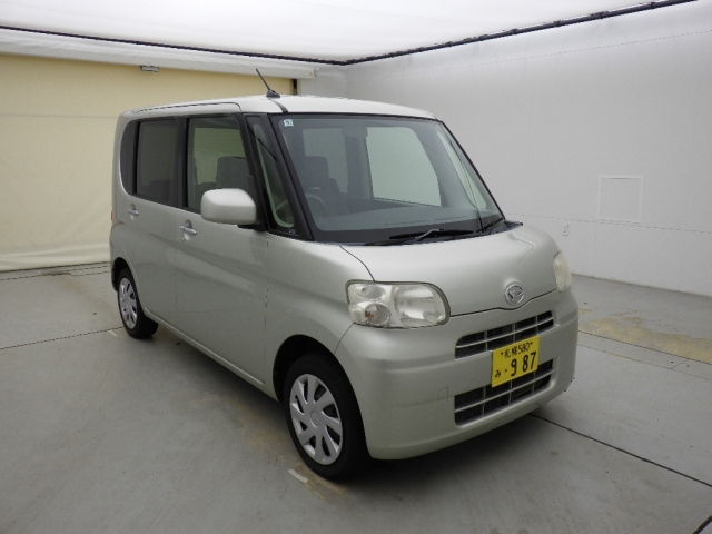 DAIHATSU TANTO — фото