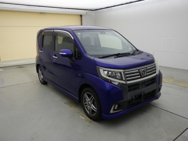 DAIHATSU MOVE — фото
