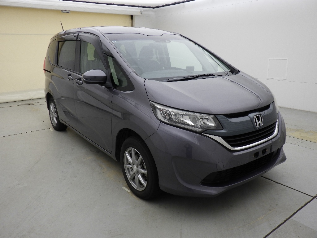 HONDA FREED — фото