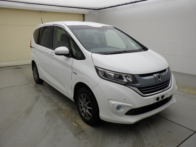 HONDA FREED — фото