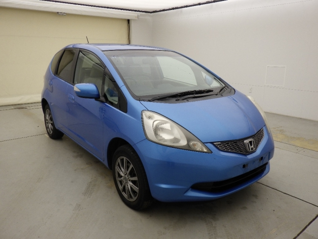 HONDA FIT — фото