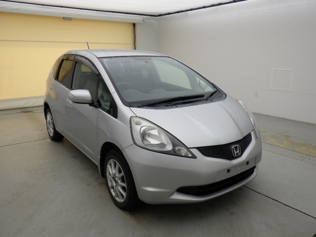 HONDA FIT — фото