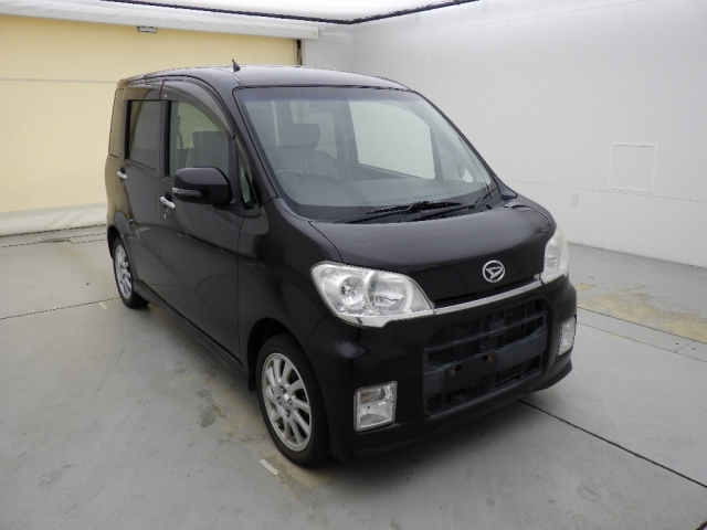 DAIHATSU TANTO — фото