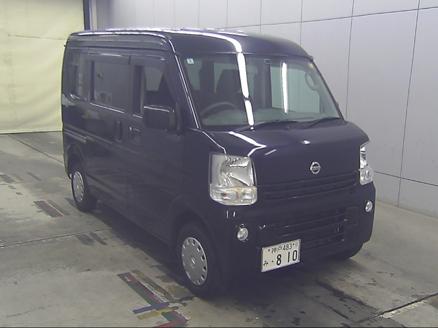 NISSAN CLIPPER — фото