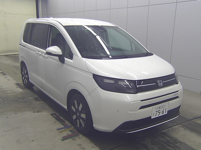 HONDA FREED — фото