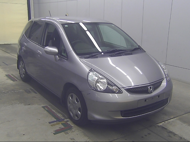 HONDA FIT — фото
