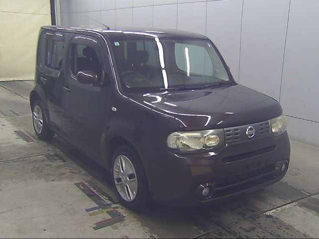 NISSAN CUBE — фото