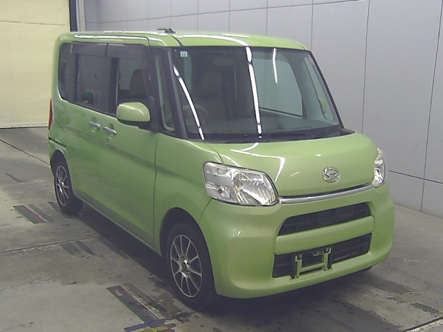 DAIHATSU TANTO — фото